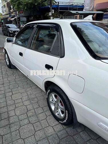 Toyota Corolla 1999 - 123456 km