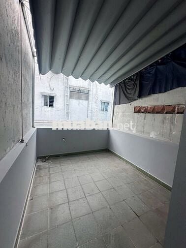 Bán nhà Tân Bình Hxh 3 tầng sử dụng 60m2 chỉ 4 tỷ