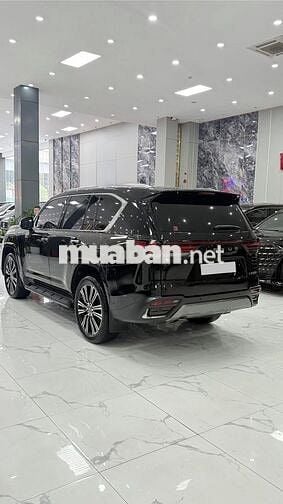 Bán Lexus LX600 7 chỗ, sản xuất 2023, một chủ.