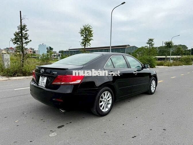 Toyota Camry 2010 2.0E - 79998 km