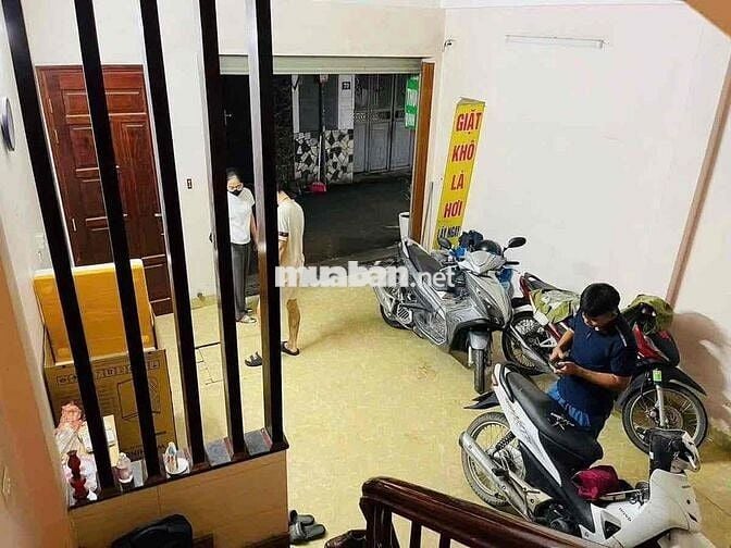 Cc bán nhà Mễ Trì, 40m x 6T, Ngõ Thông, Ô tô qua vào nhà, Kd xịn Cc bán nhà Mễ Trì, 40m x 6T, Ngõ Thông, Ô tô qua vào nhà, Kd xịn