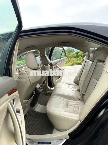 Toyota Camry 2010 2.0E - 79998 km