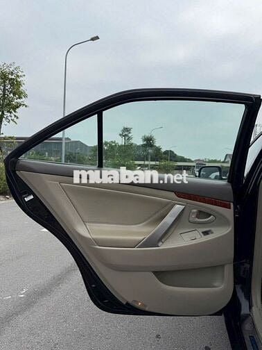 Toyota Camry 2010 2.0E - 79998 km