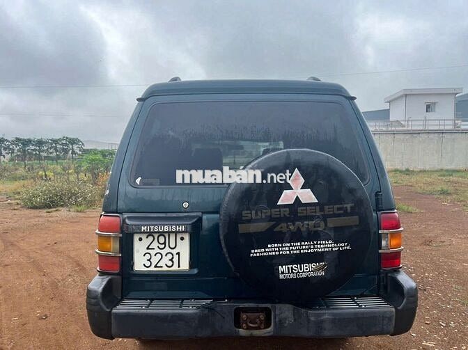 Mitsubishi Pajero 2003  - 300000 km