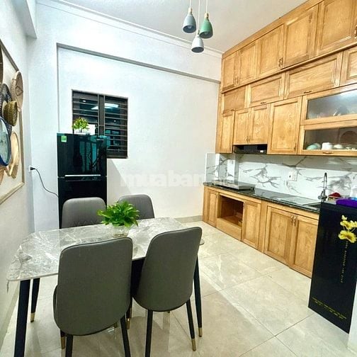 Cần chuyển đổi chỗ ở bán nhà 3 tầng ngõ 84 an Thái TP Hải Dương (cũ)