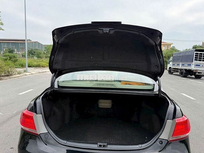 Toyota Camry 2010 2.0E - 79998 km