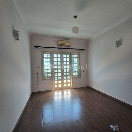 Lạc Long Quân – Cầu Giấy – 95 M2 -4 T – MT 9 M – Giá 34.2 Tỷ. 💥 VỊ TR Lạc Long Quân – Cầu Giấy – 95 M2 -4 T – MT 9 M – Giá 34.2 Tỷ. 💥 VỊ TR