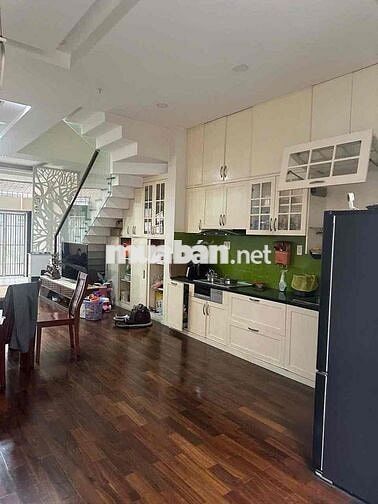 NHÀ MỚI FULL NỘI THẤT 1T2L 5X17 GẦN GIGAMALL THỦ ĐỨC