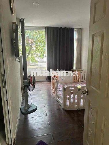 NHÀ MỚI FULL NỘI THẤT 1T2L 5X17 GẦN GIGAMALL THỦ ĐỨC