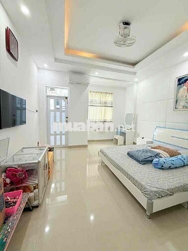 Nhà đẹp Nhà Bè giá 9,8 tỷ khu Vip nhất TT Nhà Bè