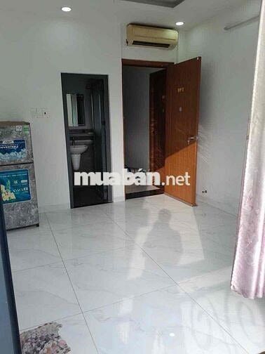 Miễn phí dịch vụ,nước tháng đầu tiên.