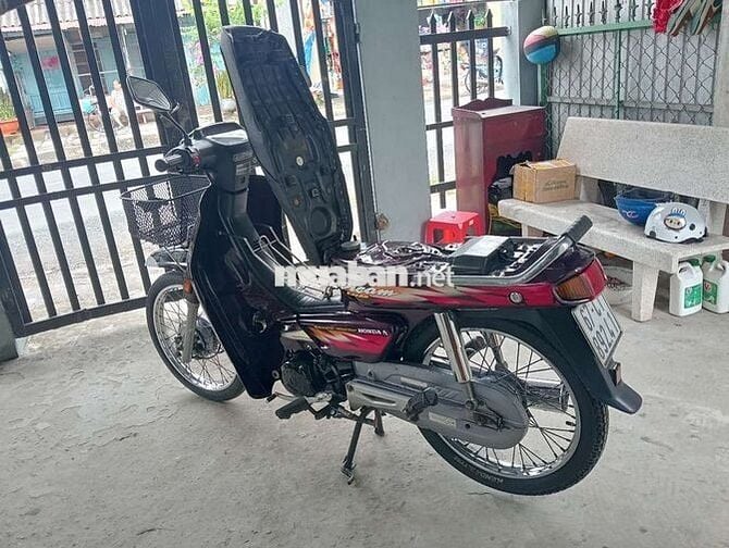 Xe bán dream thái bs67