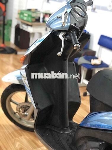 CLick ( màu xanh) biển tỉnh 68 máy Zin êm