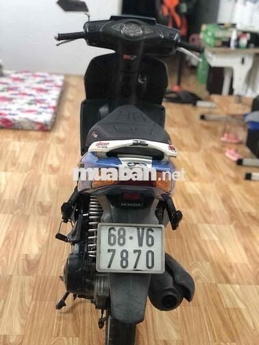 CLick ( màu xanh) biển tỉnh 68 máy Zin êm