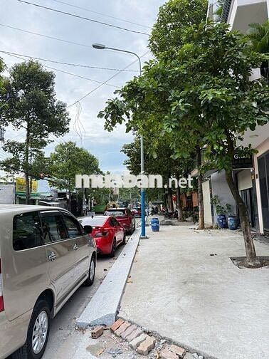 Đất Đẹp Đường Thông 220m2 - ngang nở hậu 8m, Sổ Sẵn - Đông Hoà Dĩ An 🔥