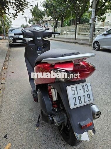 Honda Dylan 150 nhâp