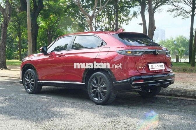 HRV 2022 RS Đỏ-29000 km, Xe lên rất nhiều phụ kien