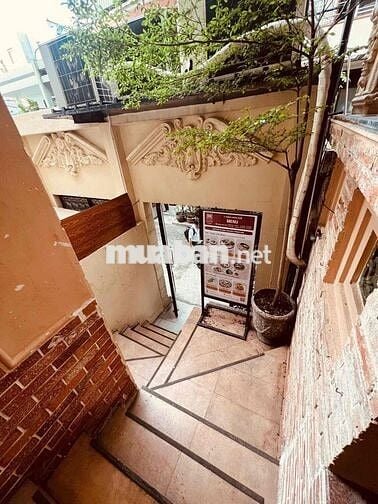 [Đang trống] MẶT BẰNG KINH DOANH Q1 - 150m2 - Nguyễn Thị Minh Khai