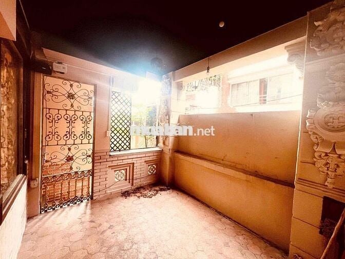 [Đang trống] MẶT BẰNG KINH DOANH Q1 - 150m2 - Nguyễn Thị Minh Khai