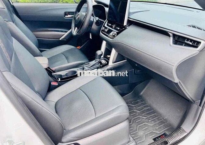 Cho thuê xe Corolla Cross Hev 2024 .12000