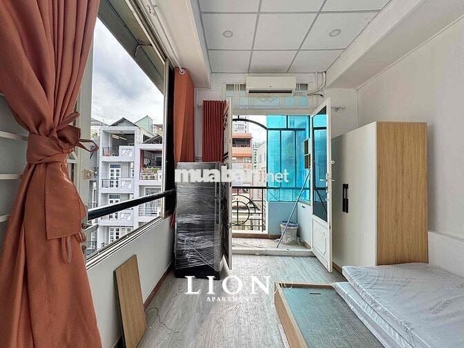 CHO THUÊ PHÒNG TRỌ QUẬN 1 - FULL NỘI THẤT, BAN CÔNG GẦN THẢO CẦM VIÊN