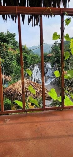 CN homestay, nhà hàng sẵnkinh doanh 3ha bám suối thác cựcđẹp Hòa Bình