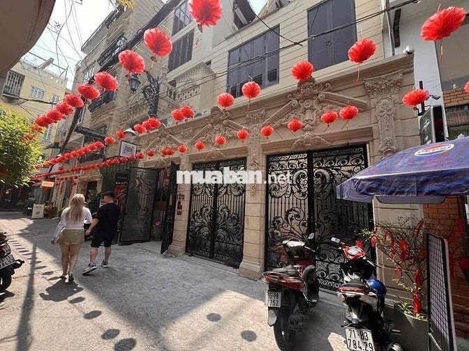 [Đang trống] MẶT BẰNG KINH DOANH Q1 - 150m2 - Nguyễn Thị Minh Khai