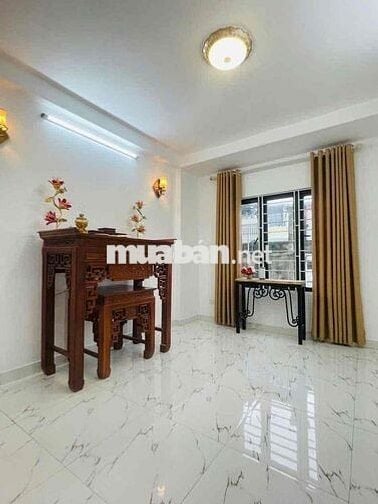 CHÍNH CHỦ CẦN BÁN NHÀ Ở QUANG TRUNG 30M2 5TẦNG NGAY NGUYỄN HUỆ