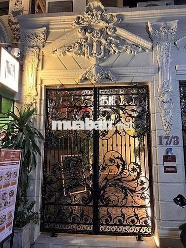 [Đang trống] MẶT BẰNG KINH DOANH Q1 - 150m2 - Nguyễn Thị Minh Khai