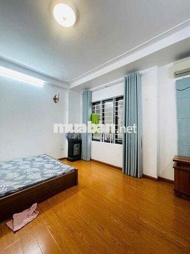 CHÍNH CHỦ CẦN BÁN NHÀ Ở QUANG TRUNG 30M2 5TẦNG NGAY NGUYỄN HUỆ