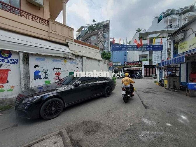 HẺM NHỰA sát đường NGUYỄN VĂN ĐẬU, P11 BÌNH THẠNH - NGANG 4,7M NỞ HẬU