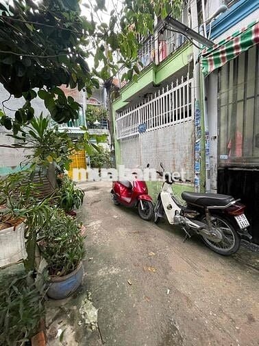 kẹt tiền cần bán căn nhà 4x10 1 trện 1 lầu