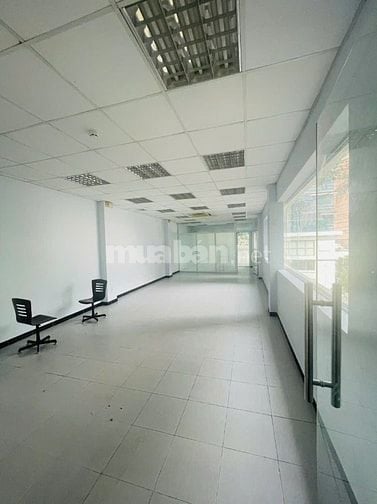 cho thuê văn phòng 60m2 mặt tiền đường nguyễn công trứ Q1 