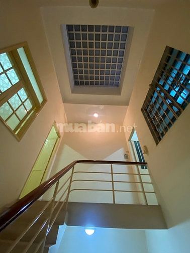 Nhà hẻm 6m Lý Thường Kiệt, Q10. DT 4x16m, 3 tầng