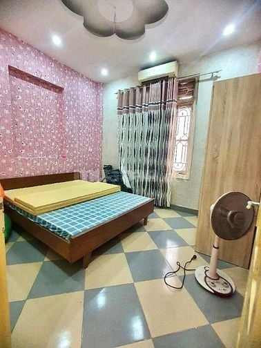 BỒ ĐỀ–100% NHÀ DÂN XÂY KIÊN CỐ – Ô TÔ ĐỖ CỬA – 2 MẶT NGÕ – GẦN HỒ 