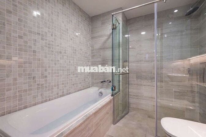 Chính Chủ Cần Bán Gấp CH 3PN, 2WC, Full Nội Thất, Tại KingDom 101, Q10