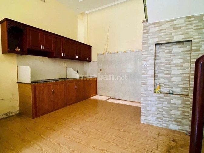 Bán nhà đường số 385 Lê Văn Việt , Quận 9 _ 4PN , Hướng Đông Nam