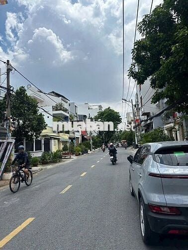 BÁN NHÀ MẶT TIỀN ĐƯỜNG SỐ TÂN QUY QUẬN 7
