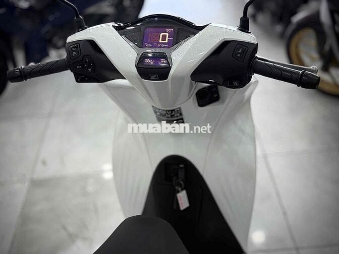 Sh125i 2025 Odo3k Lướt chính chủ ký ( Hỗ trợ GÓP )