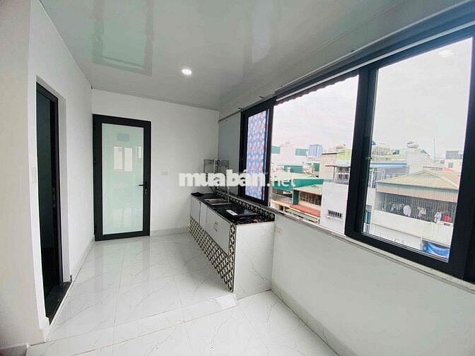 2 PHÒNG NGỦ SIÊU THOÁNG NGAY NGÃ TƯ HÀNG XANH