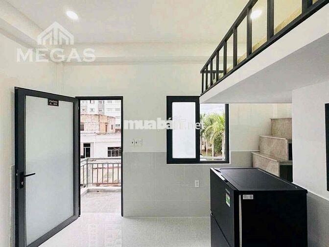 KHAI TRƯƠNG PHÒNG MỚI BAN CÔNG HOẶC CỬA SỔ TRỜI NÈ ĐỦ TIỆN ÍCH