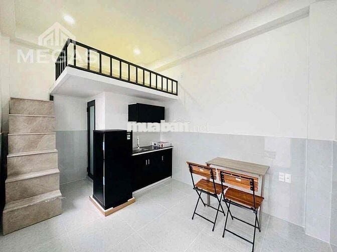 KHAI TRƯƠNG PHÒNG MỚI BAN CÔNG HOẶC CỬA SỔ TRỜI NÈ ĐỦ TIỆN ÍCH