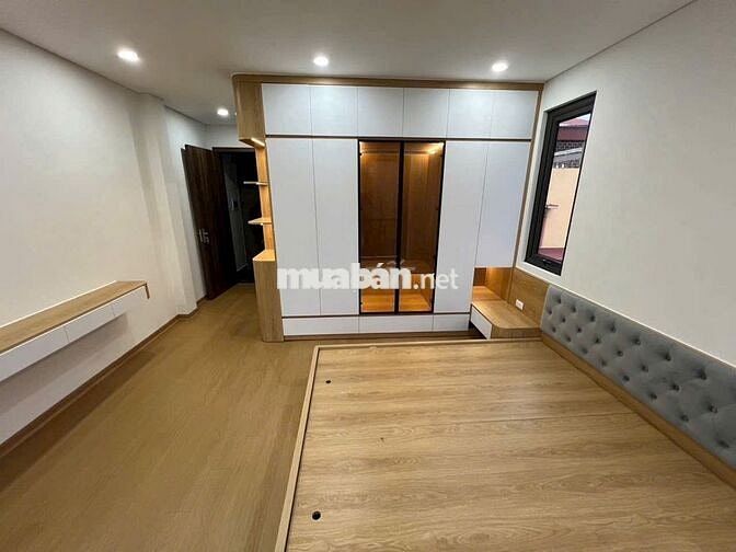 CẦN BÁN NHÀ PHÚC LỢI LONG BIÊN HÀ NỘI.