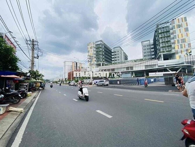 LÔ ĐẤT *** HẺM XE TĂNG ĐƯỜNG LÊ VĂN CHÍ phường Linh Trung