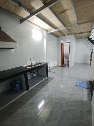 Cho thuê nhà 1 trệt 1 lửng mặt tiền đường số 7 Tam Phú Thủ Đức