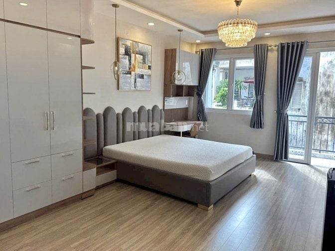 Bán nhà đường Lê Thị Riêng Q.1 - 110m2 - 4 tầng - 5pn 6wc - giá 25 tỷ