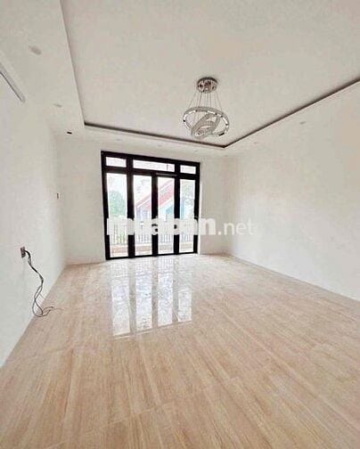 NHÀ 2 LẦU 4 PHÒNG KDC HỒNG LOAN