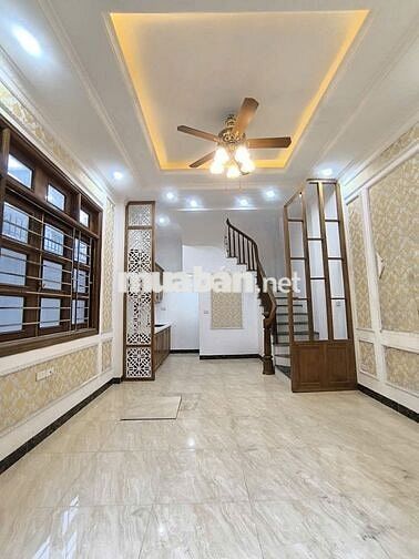 CẦN BÁN NHÀ THẠCH BÀN LONG BIÊN HÀ NỘI