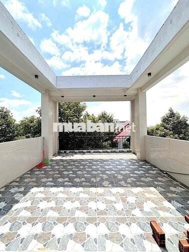 NHÀ 2 LẦU 4 PHÒNG KDC HỒNG LOAN