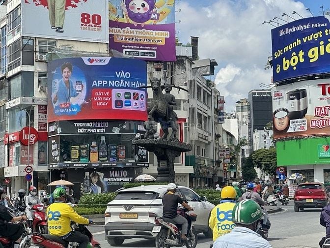 Bán nhà đường Lê Thị Riêng Q.1 - 110m2 - 4 tầng - 5pn 6wc - giá 25 tỷ